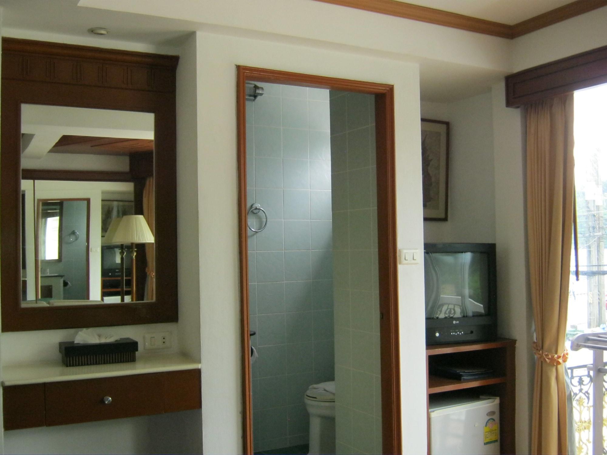 The Orchid Hotel Kalim Bay Patong Bagian luar foto