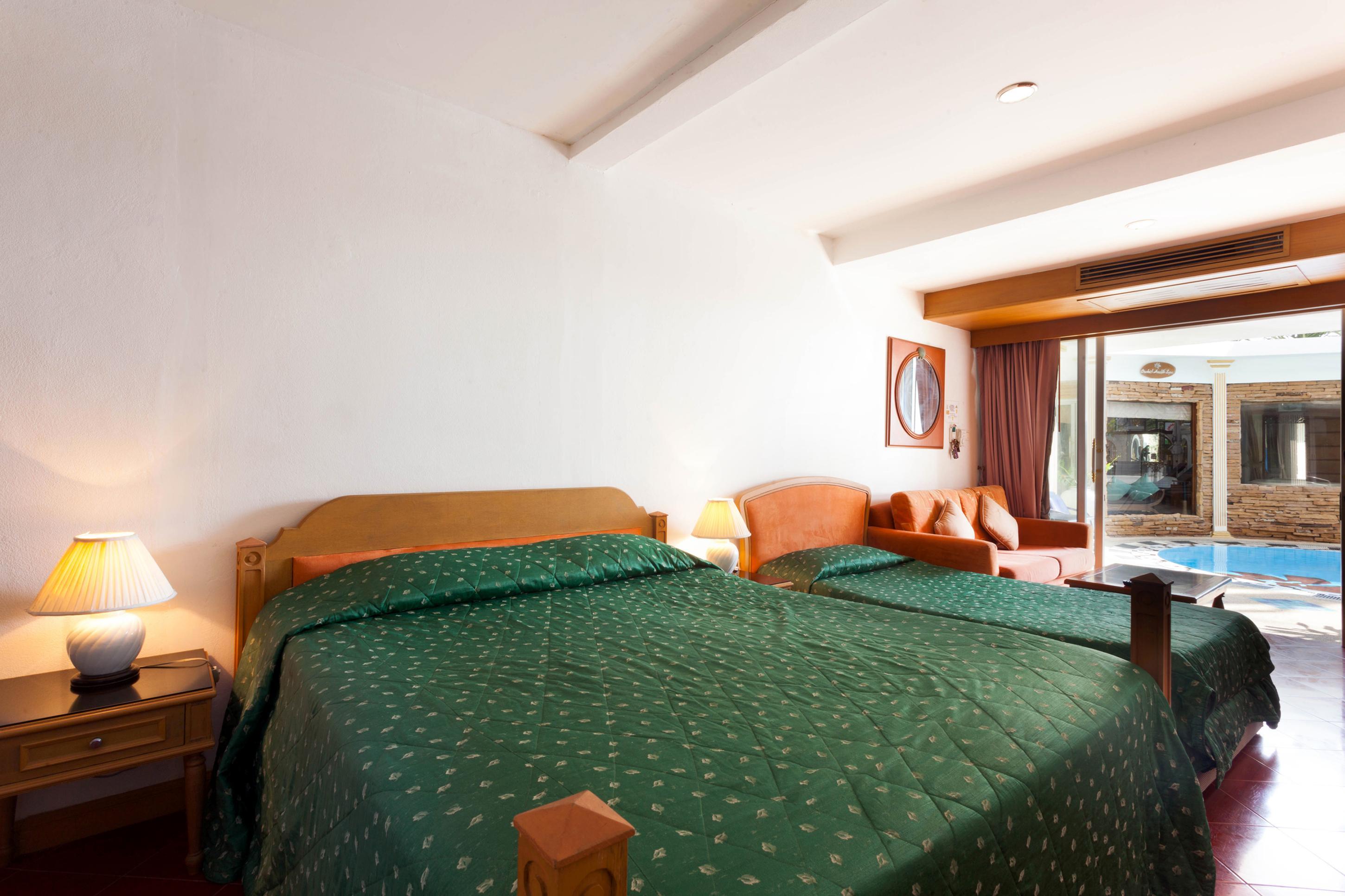 The Orchid Hotel Kalim Bay Patong Bagian luar foto