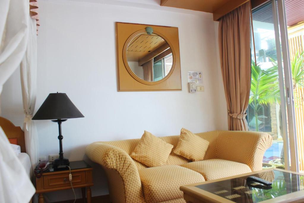The Orchid Hotel Kalim Bay Patong Bagian luar foto
