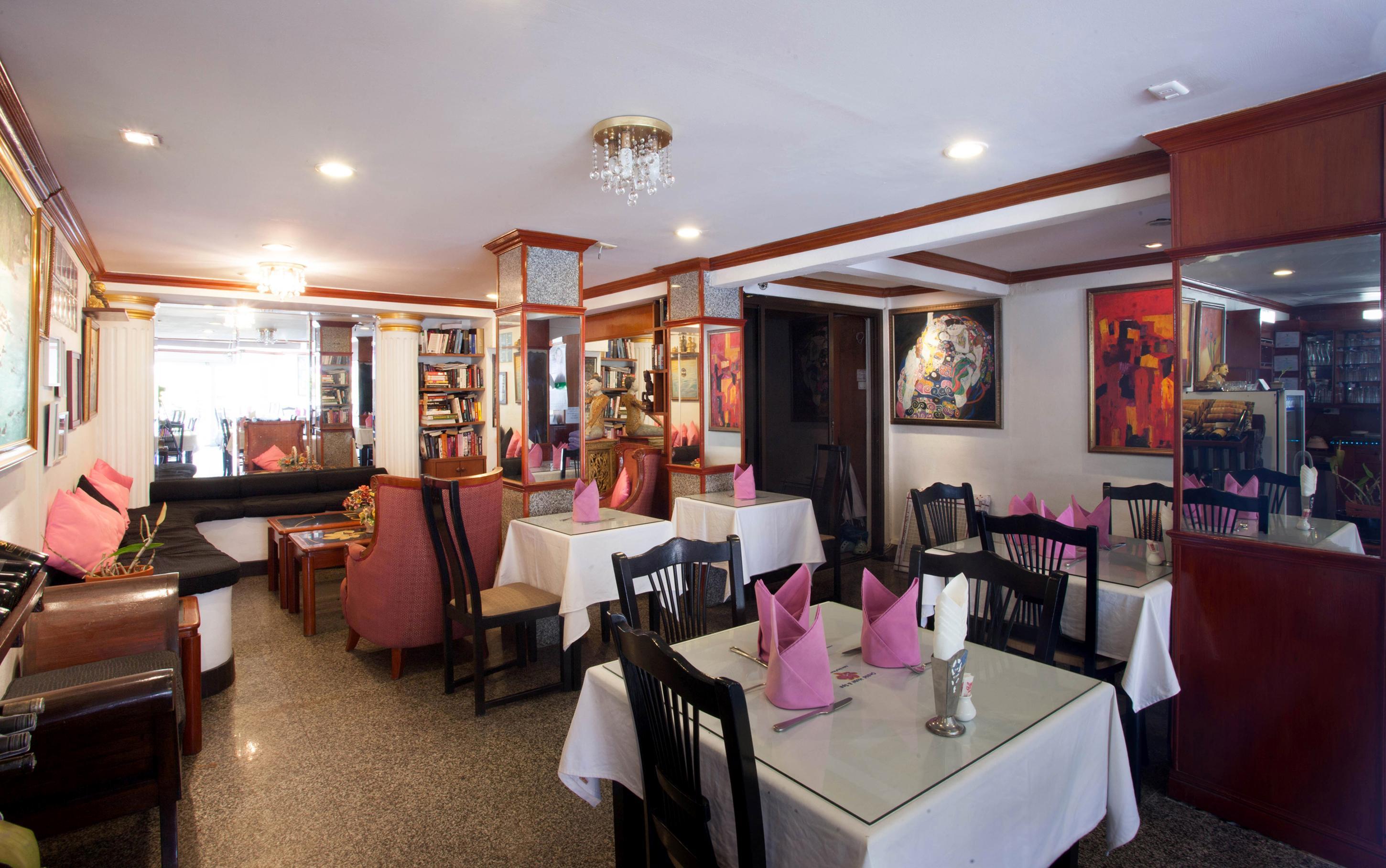 The Orchid Hotel Kalim Bay Patong Bagian luar foto